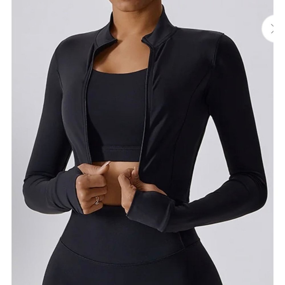 NEW SKY LUX APPAREL BLACK SWEATER ZIPUP SIZE LARGE